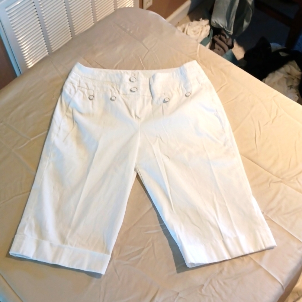 NEW Direction Petite 10P long shorts white
